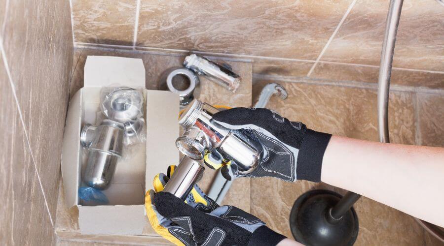 Professional gutter cleaning in Sweeny, TX
